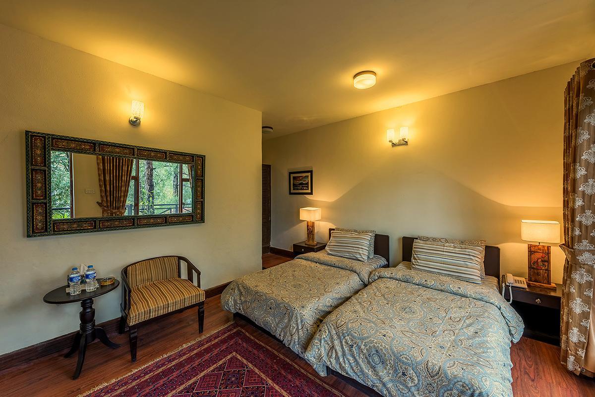 Arcadian Blue Pines Hotell Murree Exteriör bild